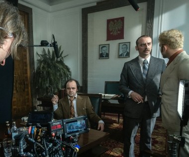 Gwiazdorską obsadę uzupełniają takie nazwiska jak Eryk Lubos, Danuta Stenka, Karolina Gruszka, Borys Szyc, Wojciech Mecwaldowski, Arkadiusz Jakubik czy Artur Barciś.

 