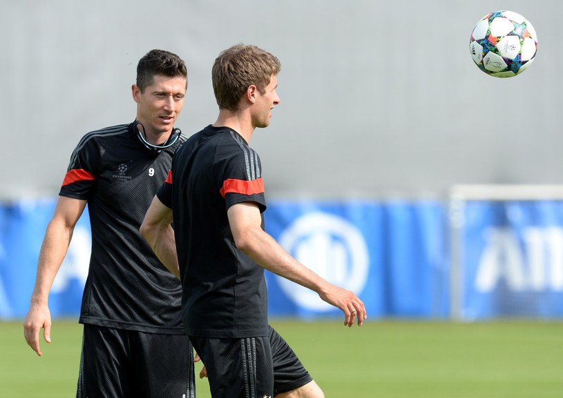 Gwiazdy Bayernu Monachium Robert Lewandowski i Thomas Mueller /AFP