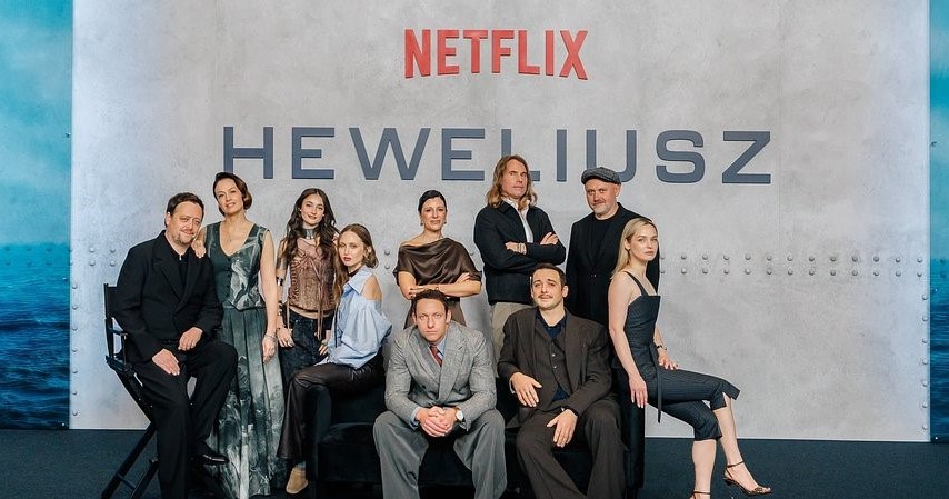 Gwiazdy i twórcy "Heweliusza" na uroczystej premierze serialu /Netflix  /materiały prasowe