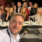 Gwiazdy Polsatu świętują w restauracji Mateusza Gesslera. Na przyjęcie przybył Edward Miszczak