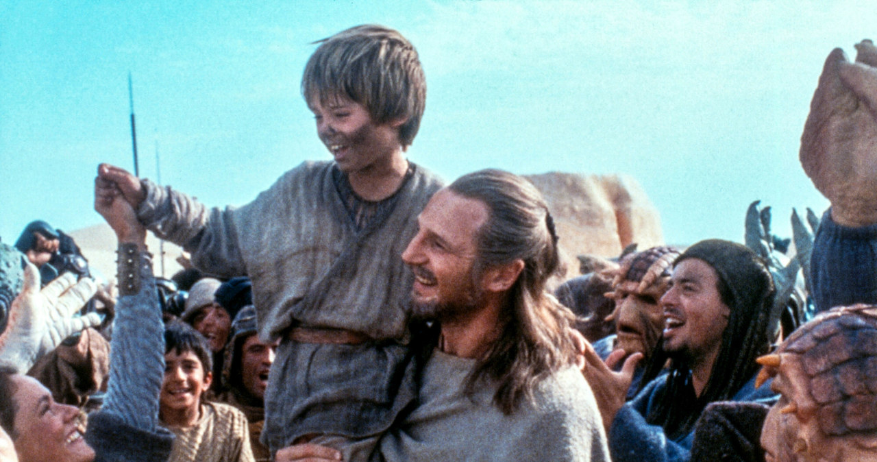 "Gwiezdne wojny": Jake Lloyd, Liam Neeson, 1999 /Lucasfilm Ltd/Courtesy Everett Collection/Everett Collection/Eas /East News