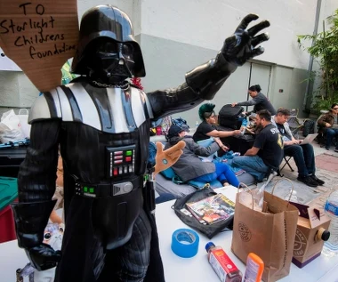 "Gwiezdne wojny: Skywalker. Odrodzenie": Fani śpią pod kinem