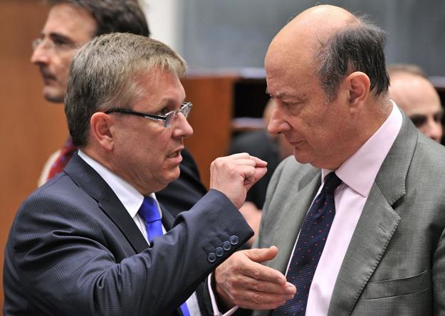 Gyorgy Matolcsy (L), minister gospodarki Węgier i Jacek Rostowski (P), minister finansów RP /AFP