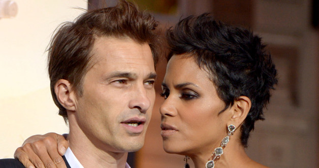 Halle Berry i Olivier Martinez /Kevin Winter /Getty Images