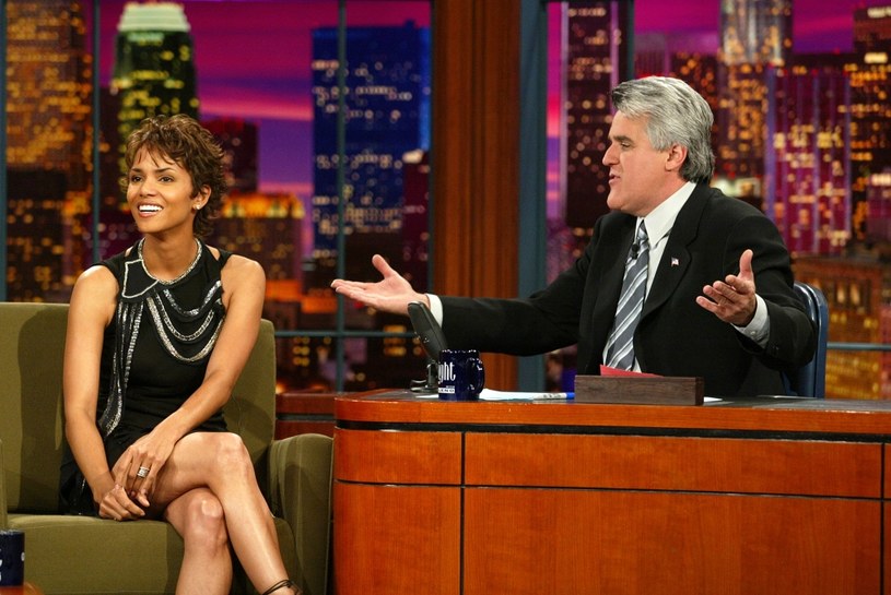 Halle Berry w progamie "The Tonight Show with Jay Leno" / Kevin Winter /Getty Images