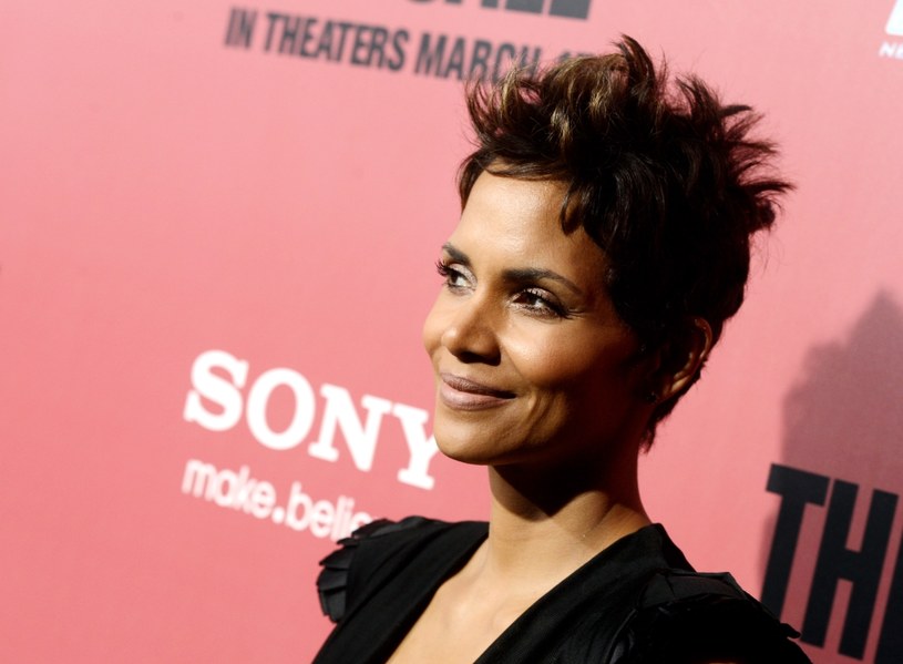 Halle Berry /Kevin Winter /Getty Images