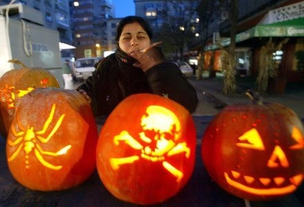 Halloween to czas wzmożonej aktywności cyberprzestępców /AFP