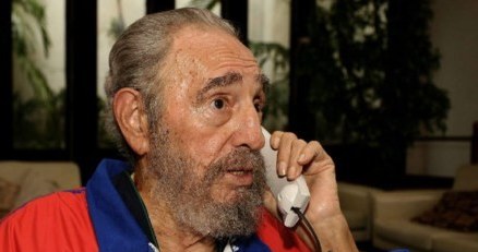"Halo, czy to USA?" - Kuba jest odcięta od świata, także technologicznie /AFP