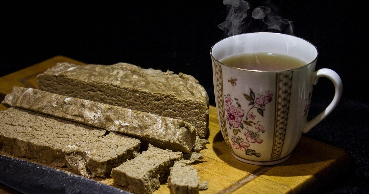 Халва - традиційний східний десерт із багатовіковою історією /pixabay.com