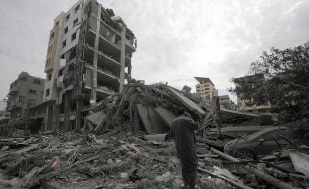 "Hamas poczuje nasz gniew". Izrael rozszerza operacje lądowe w Strefie Gazy