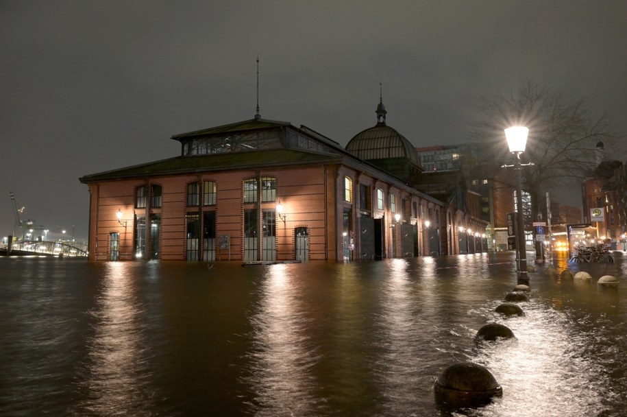 Hamburg /PAP/EPA/FABIAN BIMMER /