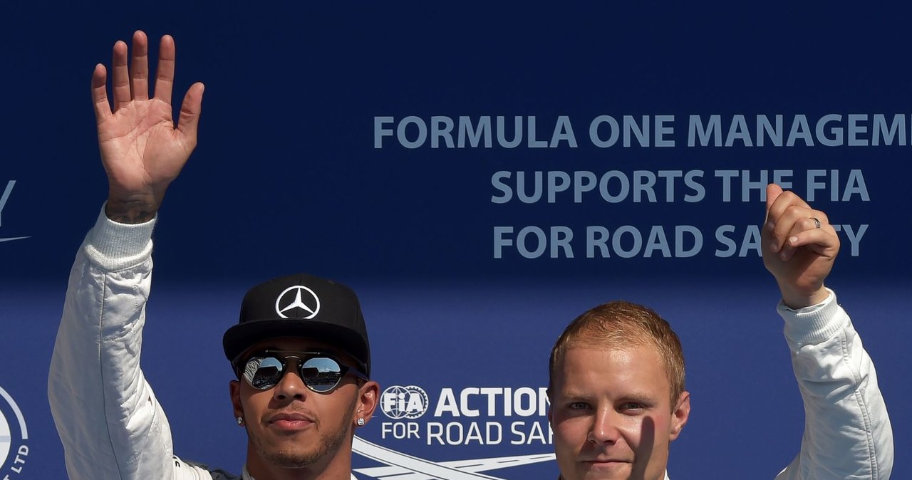 Hamilton i Bottas. Tu może iskrzyć! /AFP