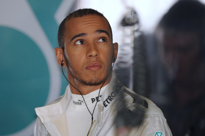 Hamilton został wyproszony z boksu McLarena /AFP