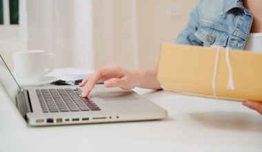 Handel online – sposób na zarobek w młodym wieku