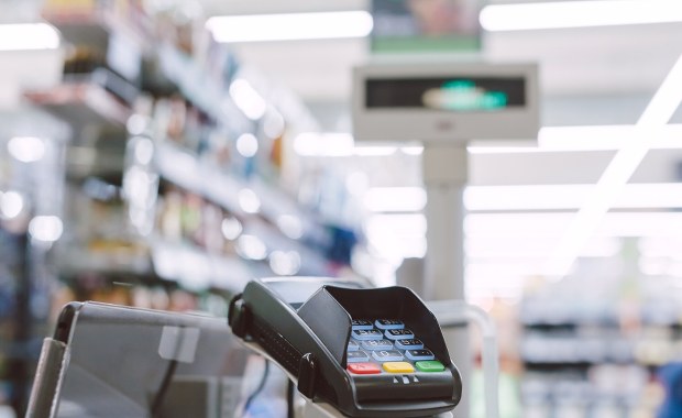 Handel w Polsce w obliczu kryzysu. Restrukturyzacja deską ratunku