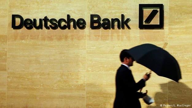 "Handelsblatt": Szefowie wielkich niemieckich koncernów rozważają pomoc dla Deutsche Bank /Dziennik Gazeta Prawna