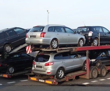 Handlarze aut na celowniku rządu! 