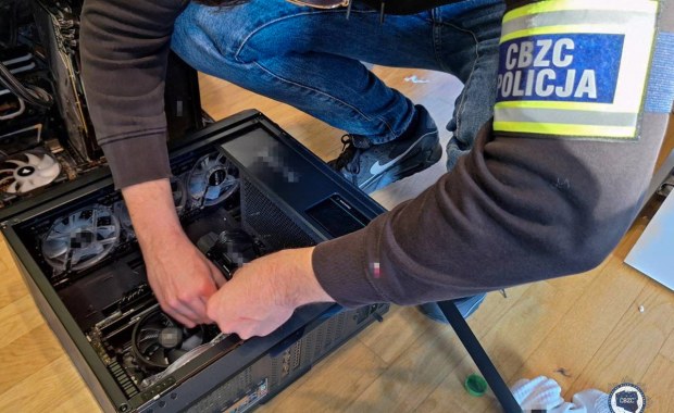 Handlowali danymi. Forum LeakBase zlikwidowane