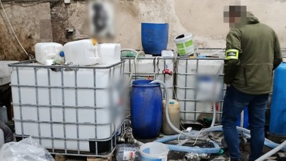 Handlowali nielegalnym alkoholem, wpadli w ręce służb. Akcja CBŚP