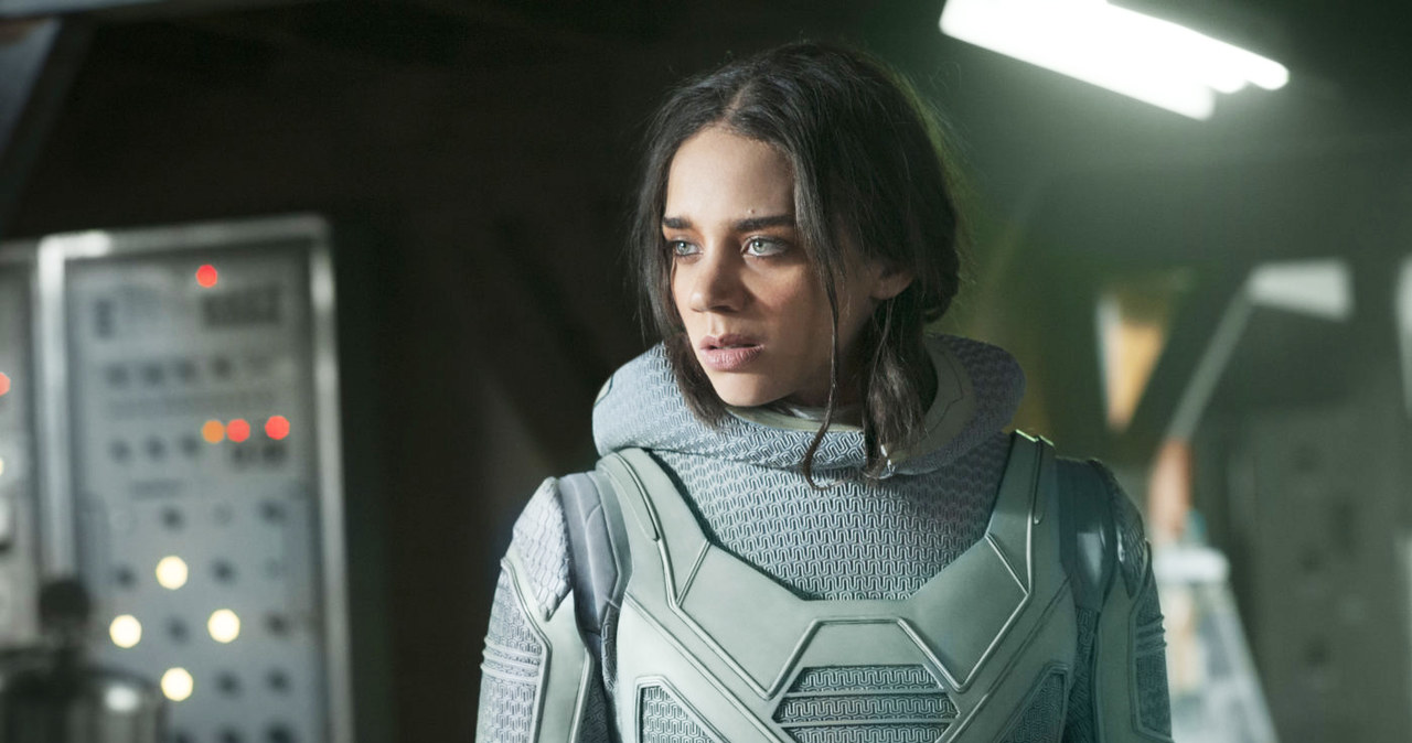 Hannah John-Kamen w filmie "Ant-Man i Osa" /materiały prasowe