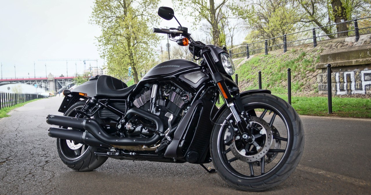 Harley-Davidson Night Rider Special /INTERIA.PL