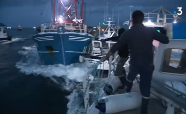 Harpuny poszył w ruch. Rybacy starli się o przegrzebki