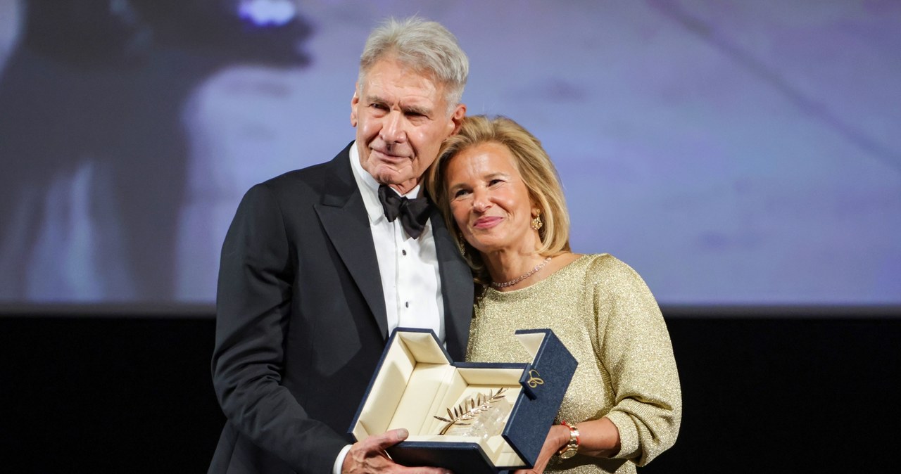 Harrison Ford otrzymał Honorową Złotą Palmę od szefowej festiwalu w Cannes, Iris Knobloch / Pascal Le Segretain /Getty Images