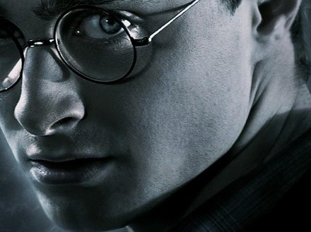 Harry Potter nie epatuje już "duchowością New Age" /materiały dystrybutora