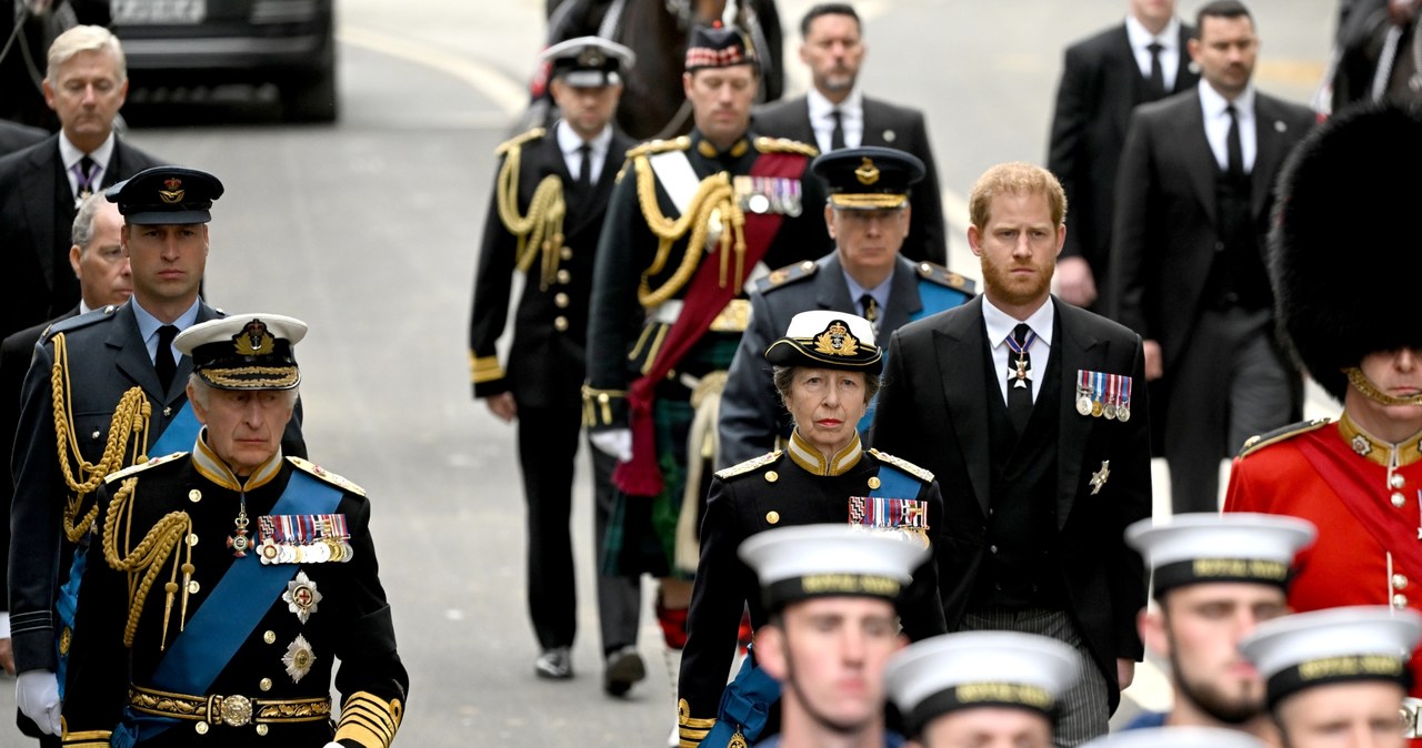 Harry w kondukcie żałobnym /Getty Images