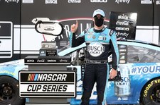 Harvick wygrał pierwszy wyścig serii NASCAR w czasie pandemii koronawirusa