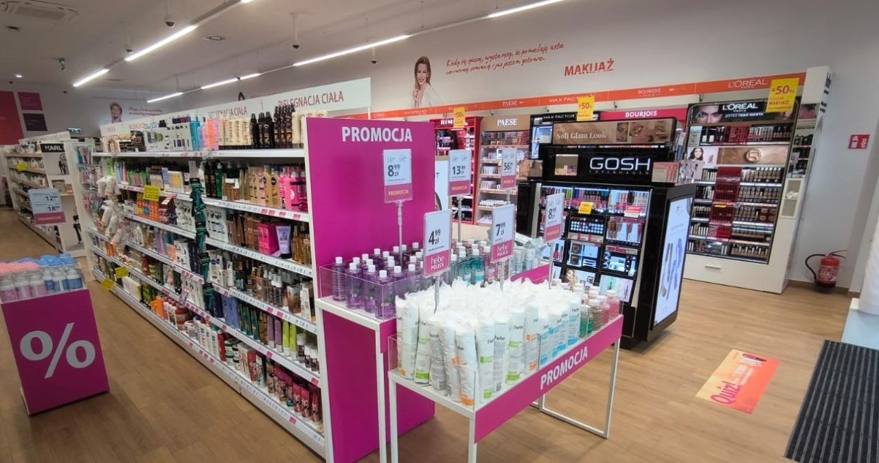 Hebe oferuje promocje na kosmetyki do makijażu! /materiały prasowe/materiały zewnętrzne /INTERIA.PL