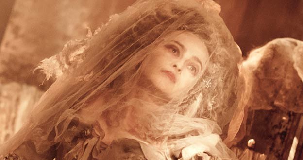 Helena Bonham Carter jako pani Havisham /materiały dystrybutora