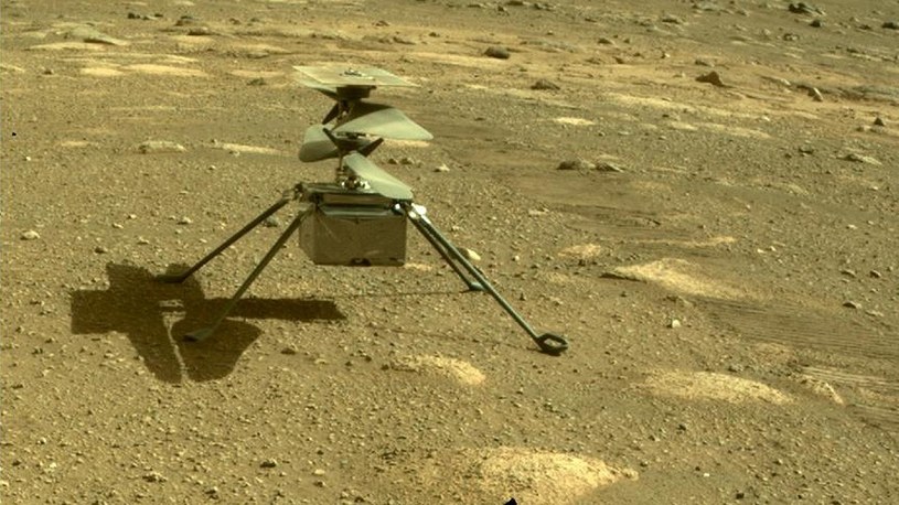 Helikopter Ingenuity już stoi na powierzchni Marsa. NASA opublikowała piękne zdjęcia /Geekweek