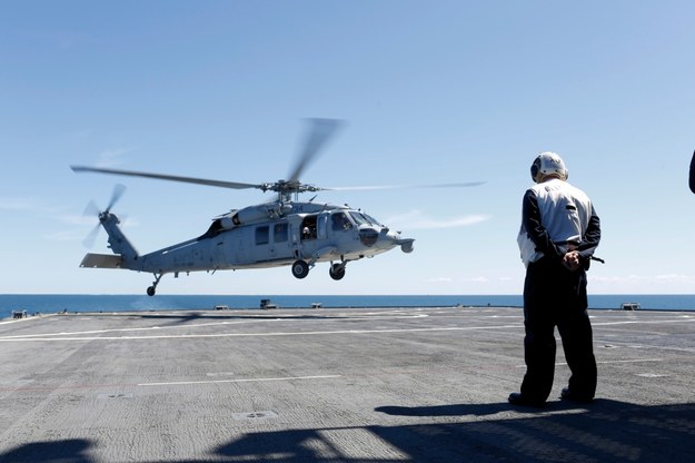 Helikopter SEEHAWK ląduje na pokładzie okrętu USS MOUNT WHITNEY podczas międzynarodowych ćwiczeń wojskowych "Baltops 2018" /Adam Guz /PAP