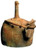 Helladzka sztuka, gliniany dzban - statuetka o kształcie kobiety (bogini, opiekunki wody) z sanktua /Encyklopedia Internautica