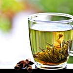 Herbata będzie smakowała inaczej? Naukowcy chcą zmienić aromat liści