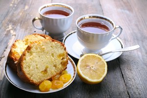Herbata z cytryną i ciasto drożdżowe? Takie połączenie może zaszkodzić