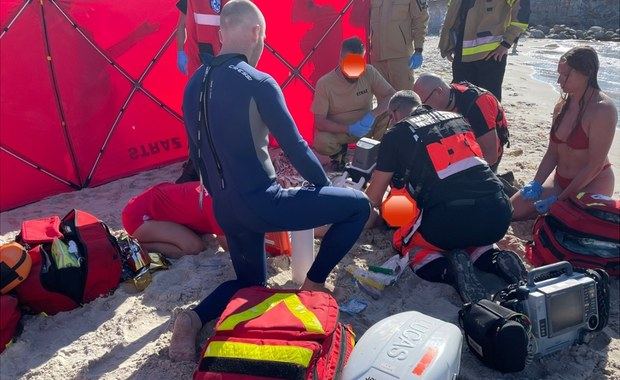 Heroiczny bój ratowników WOPR. Mężczyzna tonął przy niestrzeżonej plaży