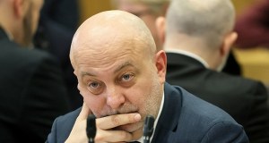 ​Herszt grupy hejterów członkiem KRS?