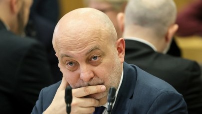 ​Herszt grupy hejterów członkiem KRS?