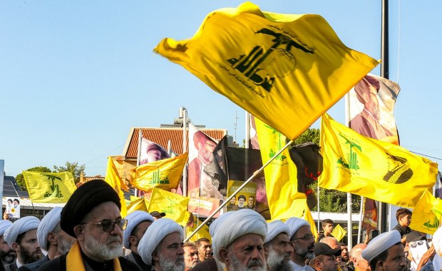 Hezbollah odbudowuje siły? Nowa taktyka w obliczu izraelskiej przewagi