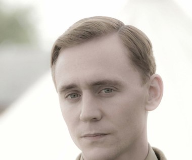 Hiddleston ma też na koncie współpracę z innymi wybitnymi reżyserami, m.in. Stevenem Spielbergiem ("Czas wojny") Woodym Allenem ("O północy w Paryżu") oraz Jimem Jarmuschem ("Tylko kochankowie przeżyją"). W międzyczasie nie opuszczał scen teatralnych i telewizyjnych planów zdjęciowych. Za kolejną adaptację Szekspira, "Koriolan", został ponownie nominowany do nagrody Laurence’a Oliviera w 2014 roku.