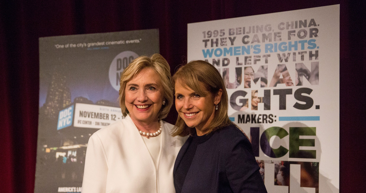 Hillary Clinton i Katie Couric /Andrew Burton /Getty Images