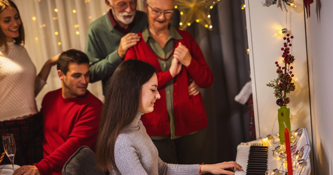 Historia kolęd i tradycje kolędowania w Polsce /jovanmandic /123RF/PICSEL