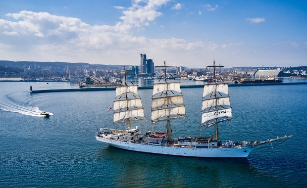 Historyczna podróż "Daru Młodzieży". „Jesteśmy gotowi do przejścia przez Ocean”
