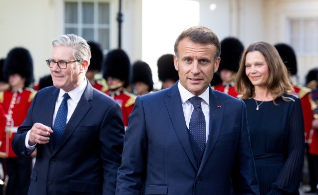 Historyczna wizyta: Macron przygotowuje Europę na nowe czasy