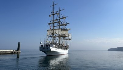 Historyczny rejs "Daru Młodzieży". Polska fregata na jubileusz 250-lecia niepodległości USA
