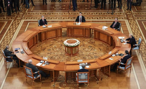 Historyczny rozwód z Moskwą: Mołdawia oficjalnie żegna się z WNP i wścieka Rosję