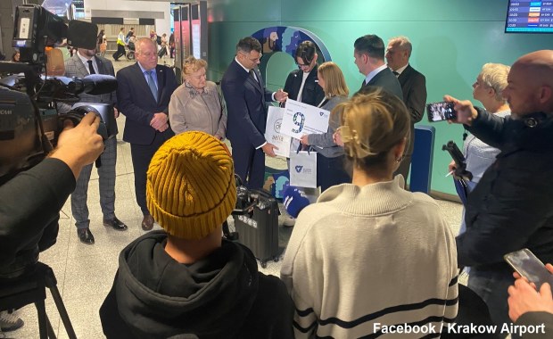 "Historyczny wynik" w Balicach. Kto został 9-milionowym pasażerem?