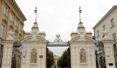 Historyk: Prawdziwa nazwa UW to Uniwersytet Józefa Piłsudskiego w Warszawie